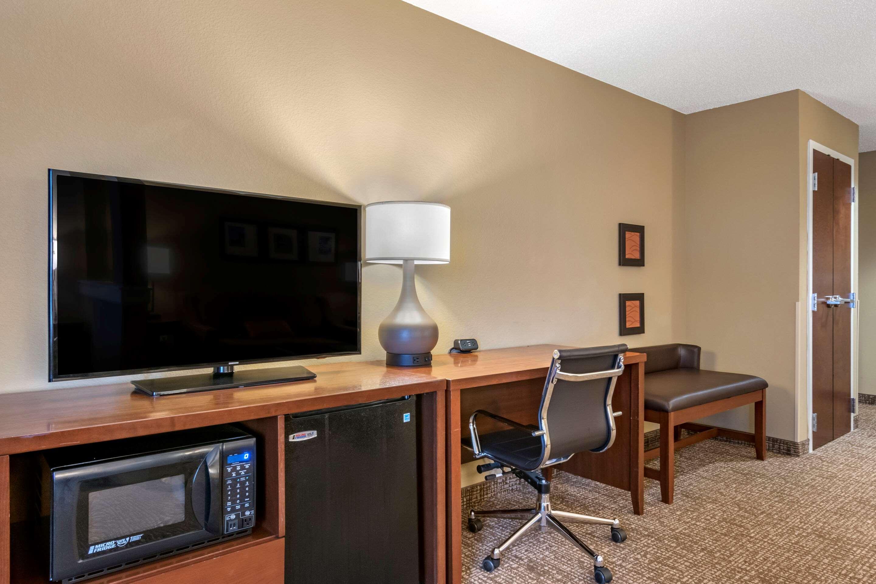 Comfort Inn Pa Turnpike - I-81 Carlisle Exteriör bild