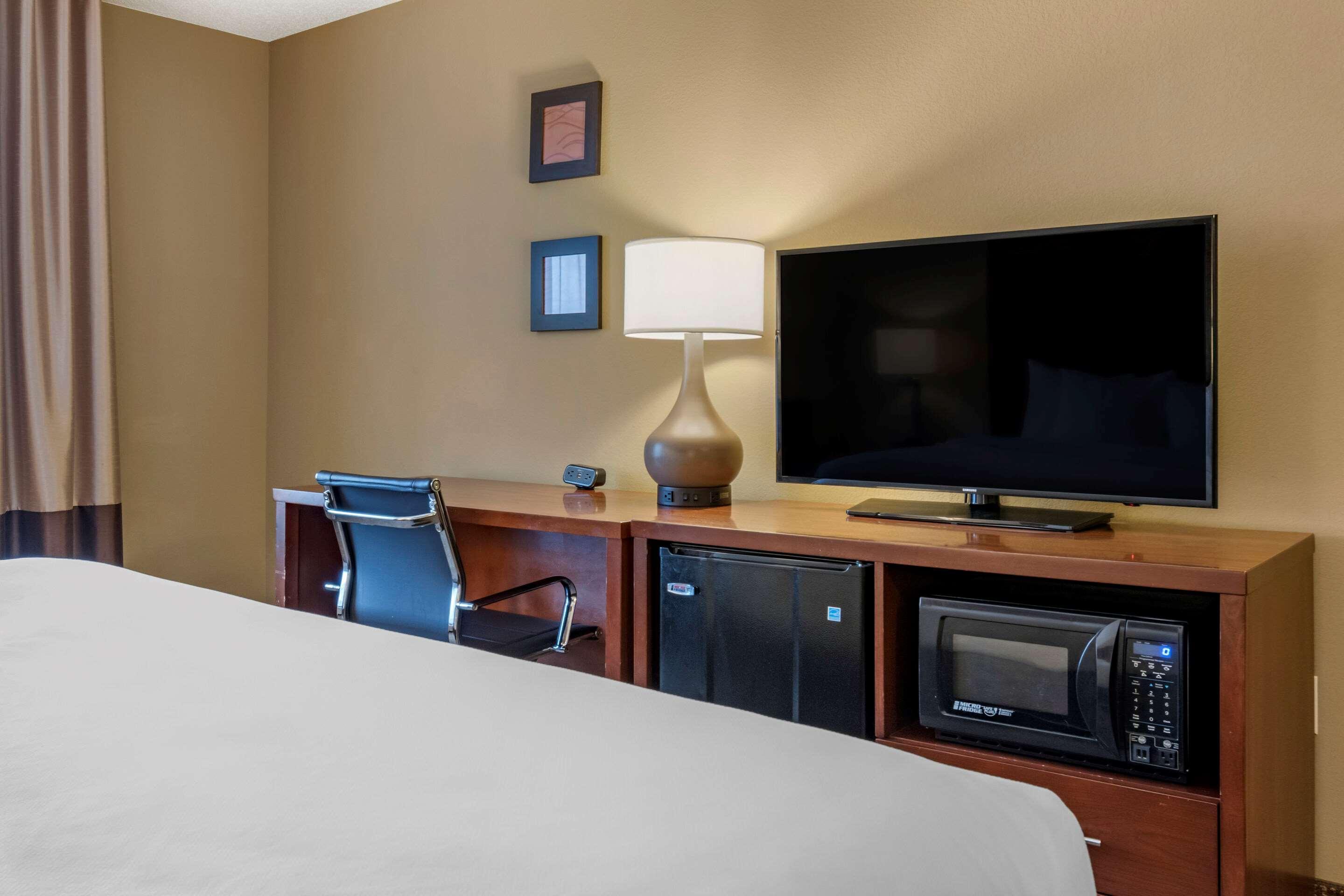 Comfort Inn Pa Turnpike - I-81 Carlisle Exteriör bild